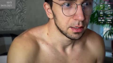 Your new boyfriend17 online show from 03-04-25, 08:13