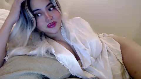 Snapshot of your_pov chatting on 11-27-25, 11:51 Lena online show from 11-27-25, 11:51