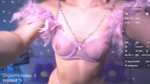 Snapshot of your_princess_kris chatting on 12-27-24, 03:26 Kristina online show from 12-27-24, 03:26