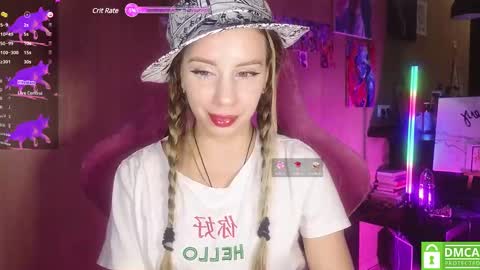 Alice  online show from 01-11-25, 12:44