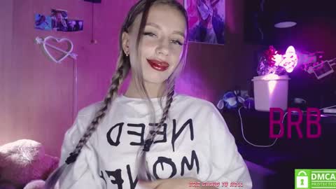 Alice  online show from 02-26-25, 06:15