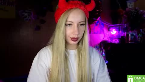 Alice  online show from 10-01-25, 01:33