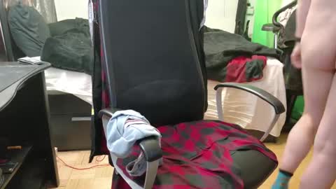 Snapshot of your_secret_johnny chatting on 02-24-25, 10:25 Ben Dover online show from 02-24-25, 10:25