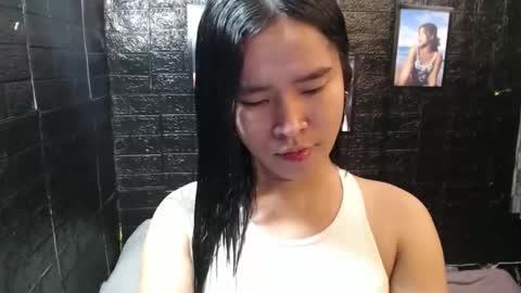 your_twinkletoes18 online show from 10-17-25, 08:39