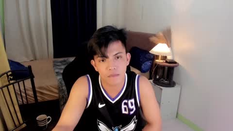 Snapshot of yourasian_bradley chatting on 02-27-25, 06:42 yourasian_bradley online show from 02-27-25, 06:42