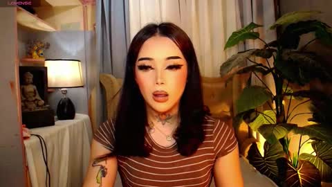 kim online show from 11-19-25, 09:09