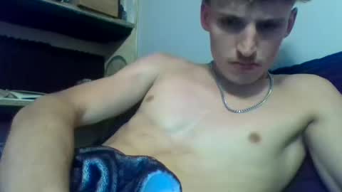 yourbitch1762 online show from 09-09-25, 09:36