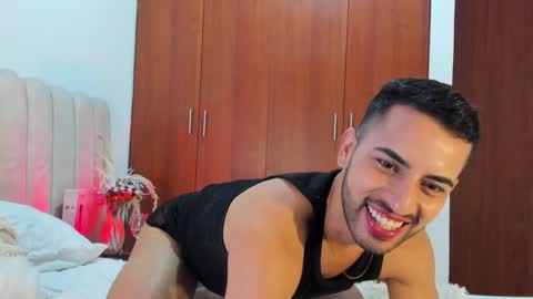 Snapshot of yourboynextdoor1 chatting on 01-04-25, 12:27 YOURBOYNEXTDOOR online show from 01-04-25, 12:27