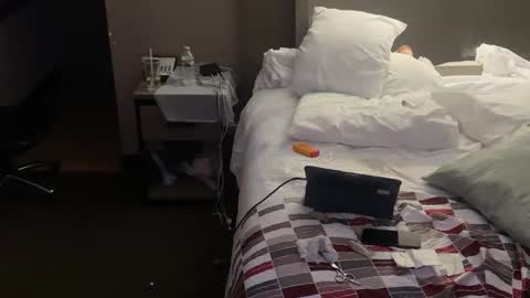 Snapshot of yourbroboytoy chatting on 01-14-25, 02:40 yourbroboytoy online show from 01-14-25, 02:40