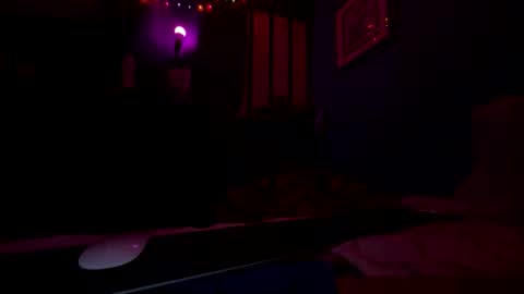 Snapshot of yourbroboytoy chatting on 01-18-26, 12:36 yourbroboytoy online show from 01-18-26, 12:36