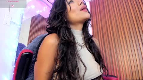 Selena online show from 12-28-24, 03:37