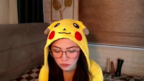 Snapshot of yourdevilsweettsx chatting on 01-08-25, 02:57 JEN  online show from 01-08-25, 02:57