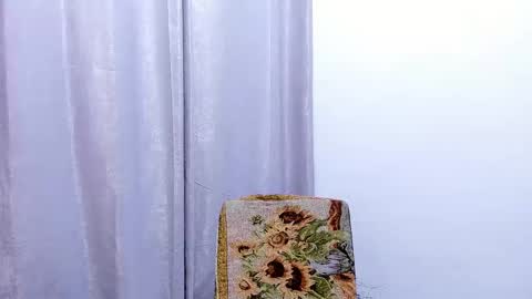 Snapshot of yourdirtyangels chatting on 02-05-25, 01:15 3hi im Angel glad to see you 3 online show from 02-05-25, 01:15