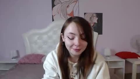 Snapshot of yourdreamcristal chatting on 01-28-25, 10:45 yourdreamcristal online show from 01-28-25, 10:45