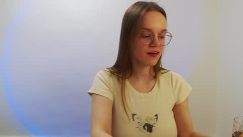 Lana online show from 02-01-25, 09:40