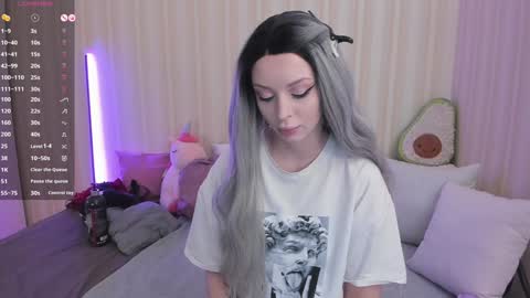 Mary online show from 01-31-25, 08:32