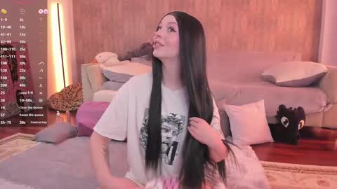 Mary online show from 03-11-25, 07:58