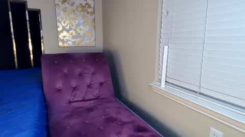 Horny Hotwife Wants To Play online show from 09-20-25, 07:42