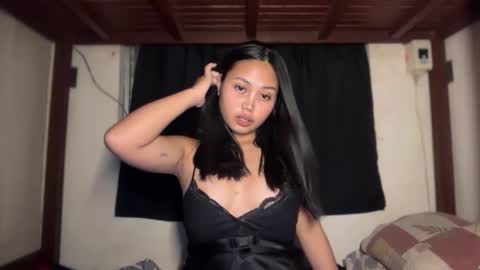 yourfantasyyy_ online show from 04-16-26, 07:14