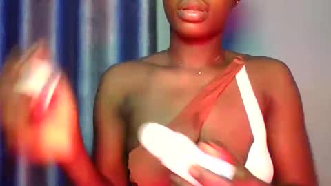 favcamgirl online show from 01-07-26, 06:38