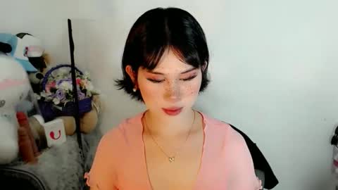 PrettyElla online show from 11-06-25, 05:08