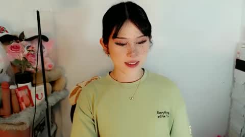 PrettyElla online show from 12-02-25, 05:35