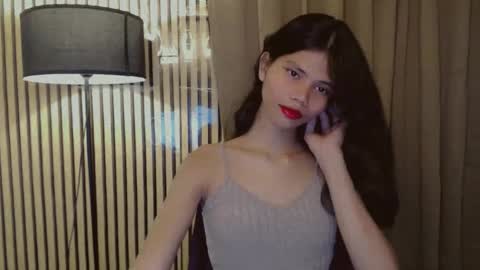 Vivian online show from 10-30-25, 01:56