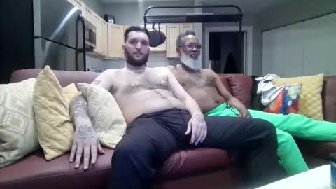 Snapshot of yourfavoritebartender chatting on 03-04-26, 10:32 Hey Im Justin online show from 03-04-26, 10:32