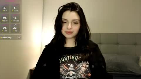 Snapshot of yourfreakygirl chatting on 07-03-26, 10:05 Helena online show from 07-03-26, 10:05