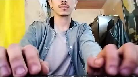 Snapshot of yourgodzeus chatting on 02-23-25, 11:44 yourgodzeus online show from 02-23-25, 11:44