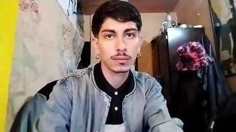 Snapshot of yourgodzeus chatting on 03-12-25, 12:36 yourgodzeus online show from 03-12-25, 12:36