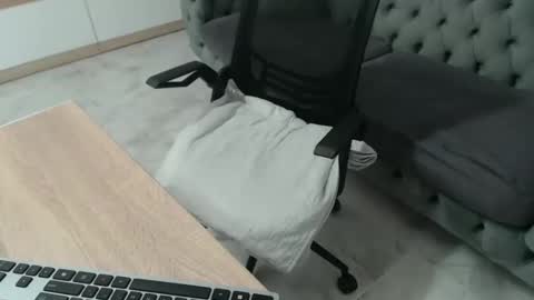 yourlilsin online show from 03-19-26, 06:01