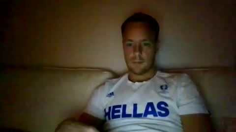 Snapshot of yourlove8523 chatting on 09-24-25, 04:27 yourlove8523 online show from 09-24-25, 04:27