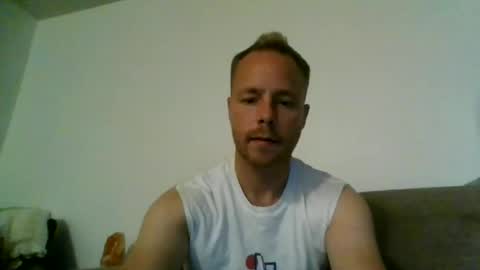 Snapshot of yourlove8523 chatting on 07-24-26, 03:59 yourlove8523 online show from 07-24-26, 03:59