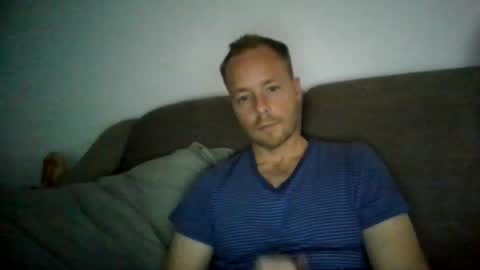 Snapshot of yourlove8523 chatting on 08-06-26, 03:08 yourlove8523 online show from 08-06-26, 03:08