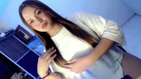 PEARL online show from 10-14-25, 01:01