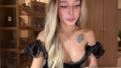 Snapshot of yourlovingpearlita1000 chatting on 03-01-26, 12:29 Pearl online show from 03-01-26, 12:29