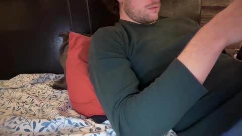 Snapshot of yourmasterleo chatting on 11-29-25, 03:53 Leo online show from 11-29-25, 03:53