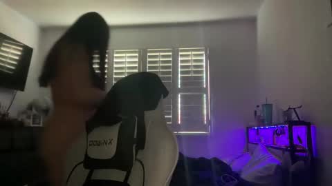 Snapshot of yourmila1 chatting on 02-22-26, 11:03 yourmila1 online show from 02-22-26, 11:03