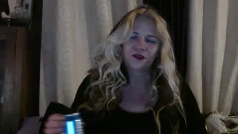 yourmomma999 online show from 01-26-25, 01:41