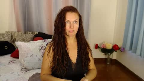 Snapshot of yourmysterycharm chatting on 02-23-25, 05:01 yourmysterycharm online show from 02-23-25, 05:01