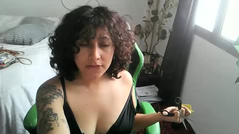 Serena online show from 09-22-25, 03:14