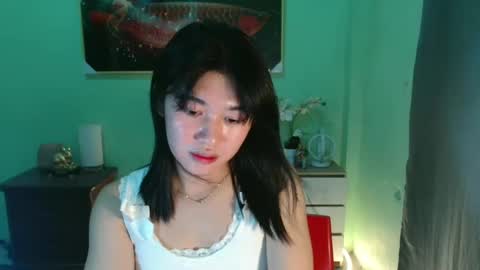 Snapshot of yourprettytrish chatting on 01-10-25, 12:47 Trish online show from 01-10-25, 12:47