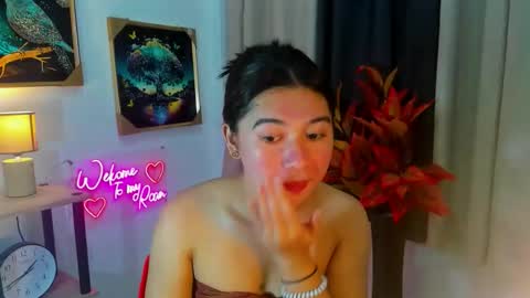 Snapshot of yourprettytrish chatting on 11-08-25, 05:40 Trish online show from 11-08-25, 05:40