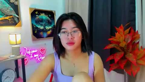 Snapshot of yourprettytrish chatting on 12-05-25, 11:08 Trish online show from 12-05-25, 11:08