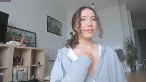 youre meyy online show from 11-15-25, 09:06