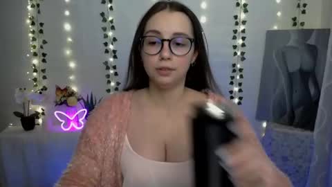 Happy online show from 02-07-25, 01:11