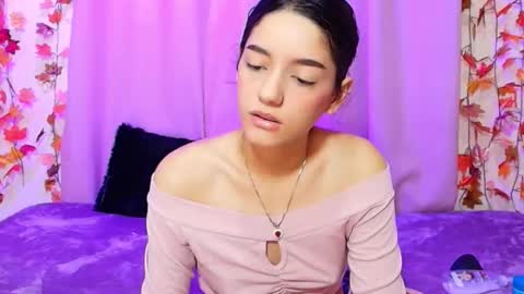 Lina and roberth online show from 12-22-25, 08:22