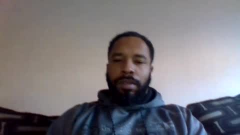 Snapshot of yoursexydaddy79 chatting on 01-12-25, 12:33 mother fucker online show from 01-12-25, 12:33