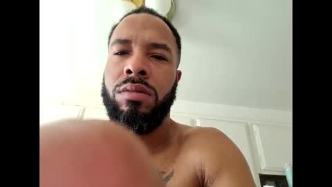 Snapshot of yoursexydaddy79 chatting on 09-15-25, 02:28 mother fucker online show from 09-15-25, 02:28